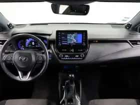 Toyota Corolla (2021) thumbnail 3