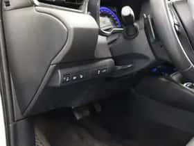 Toyota Corolla (2021) thumbnail 23
