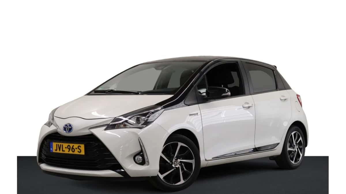 Toyota Yaris (2020) — foto 1