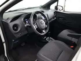 Toyota Yaris (2020) thumbnail 19
