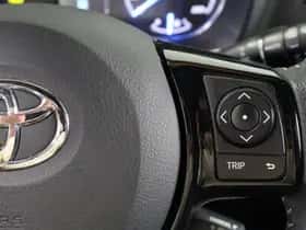 Toyota Yaris (2020) thumbnail 29