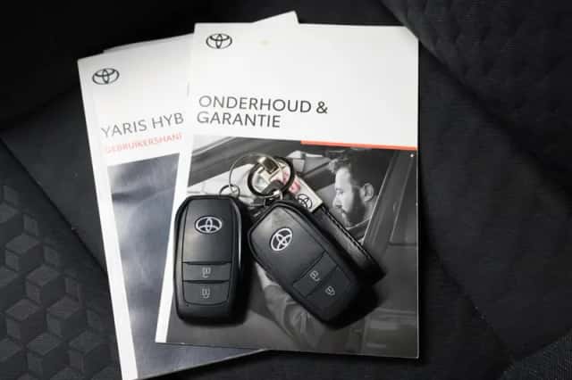 Toyota Yaris (2022) thumbnail 4