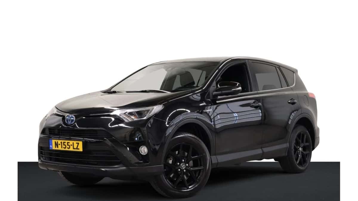 Toyota RAV4 (2018) — foto 1