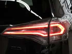Toyota RAV4 (2018) thumbnail 13