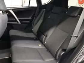 Toyota RAV4 (2018) thumbnail 20