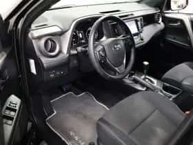 Toyota RAV4 (2018) thumbnail 21