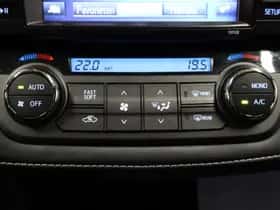 Toyota RAV4 (2018) thumbnail 34