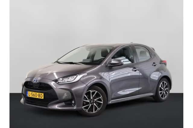 Toyota Yaris (2021) thumbnail 1
