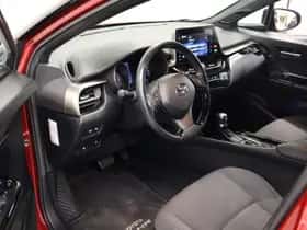 Toyota C-HR (2018) thumbnail 21