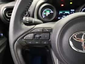Toyota Yaris (2022) thumbnail 25