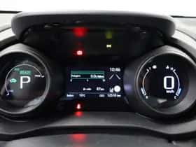 Toyota Yaris (2022) thumbnail 4