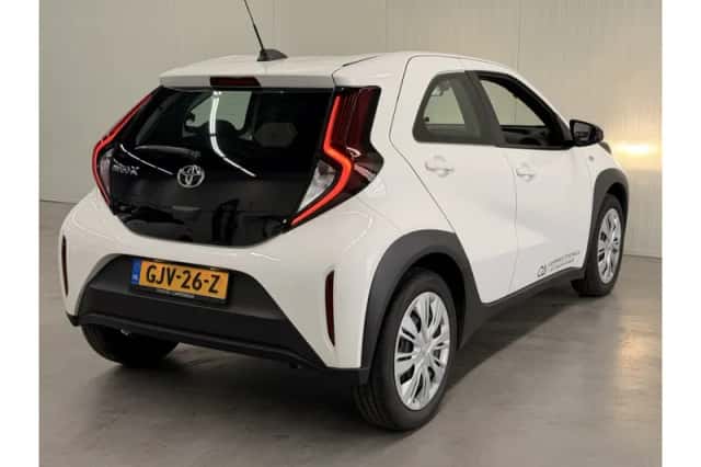 Toyota Aygo X (2024) thumbnail 2