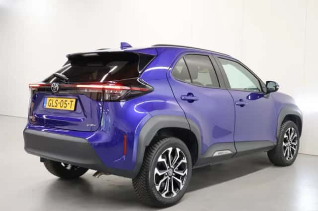 Toyota Yaris Cross (2024) thumbnail 2