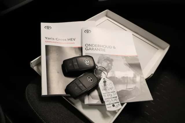 Toyota Yaris Cross (2024) thumbnail 5