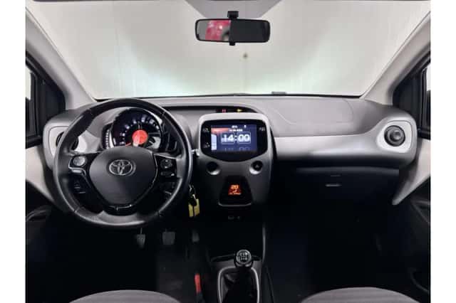 Toyota Aygo (2020) thumbnail 3