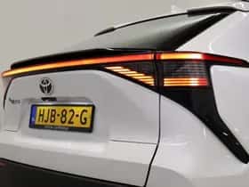 Toyota bZ4X (2025) thumbnail 13