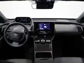 Toyota bZ4X (2025) thumbnail 3