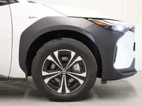 Toyota bZ4X (2025) thumbnail 10
