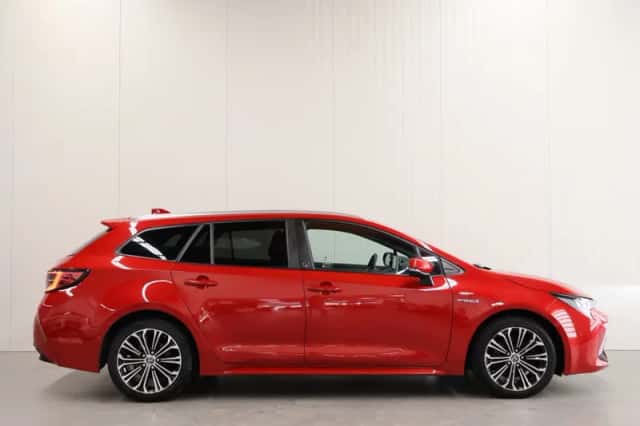 Toyota Corolla (2021) thumbnail 4