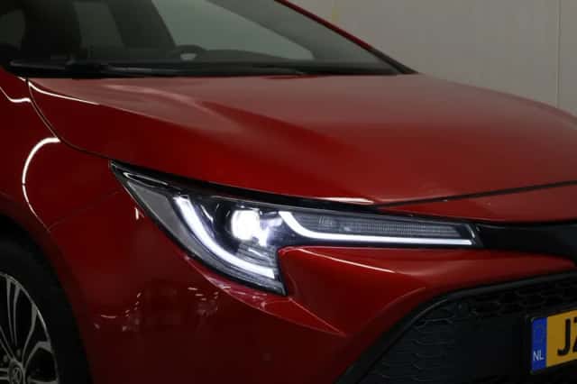 Toyota Corolla (2021) thumbnail 6