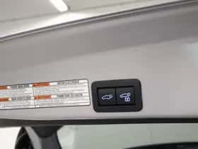 Toyota Yaris Cross (2024) thumbnail 17