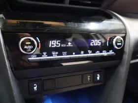 Toyota Yaris Cross (2024) thumbnail 31