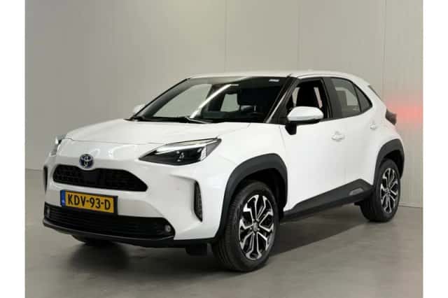 Toyota Yaris Cross (2021) thumbnail 3