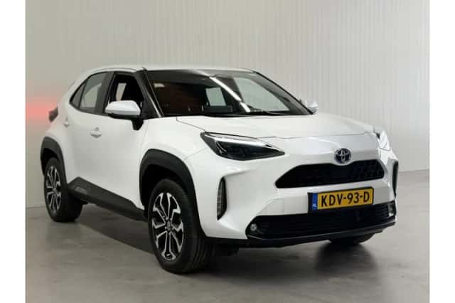 Toyota Yaris Cross (2021) thumbnail 4