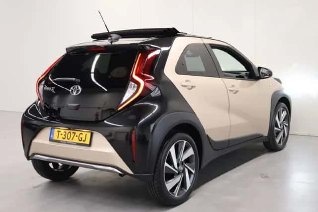 Toyota Aygo X (2023) thumbnail 2