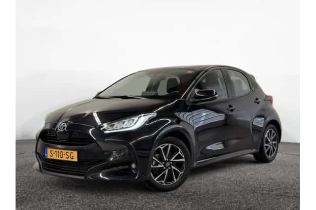 Toyota Yaris (2023) thumbnail 1
