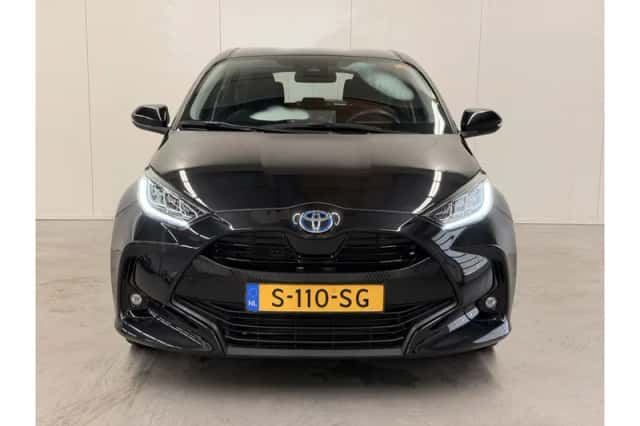 Toyota Yaris (2023) thumbnail 5