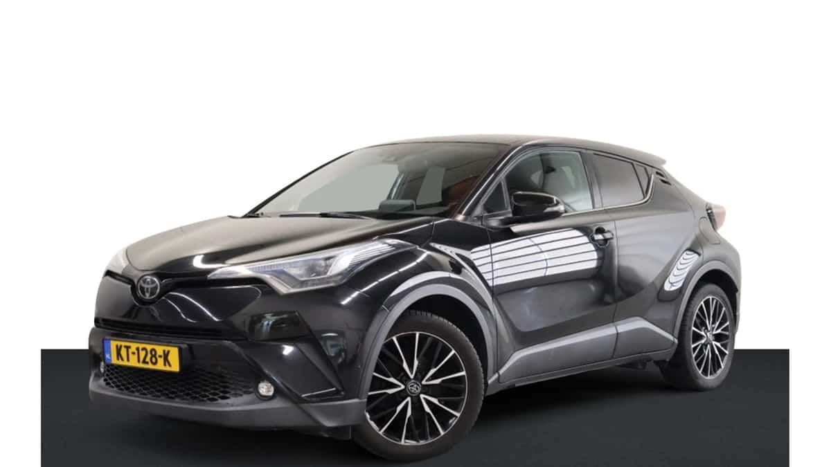 Toyota C-HR (2016) — foto 1