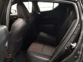 Toyota C-HR (2016) thumbnail 20