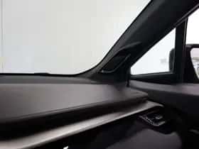 Toyota C-HR (2016) thumbnail 36