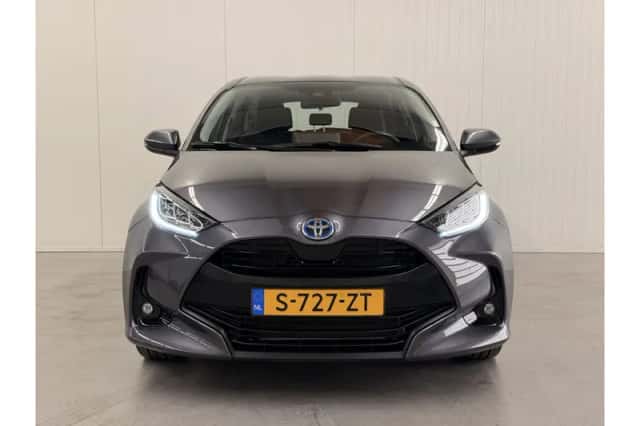 Toyota Yaris (2023) thumbnail 6