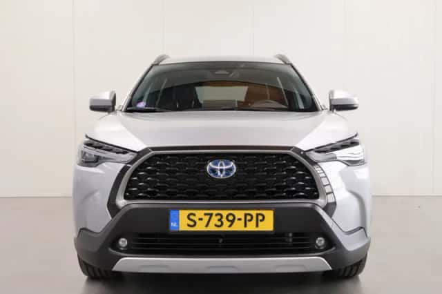 Toyota Corolla (2023) thumbnail 6
