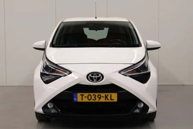 Toyota Aygo (2019) thumbnail 5