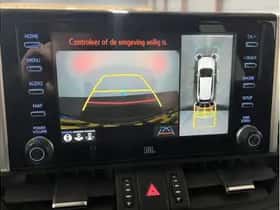 Toyota RAV4 (2022) thumbnail 11
