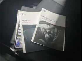 Toyota RAV4 (2022) thumbnail 42