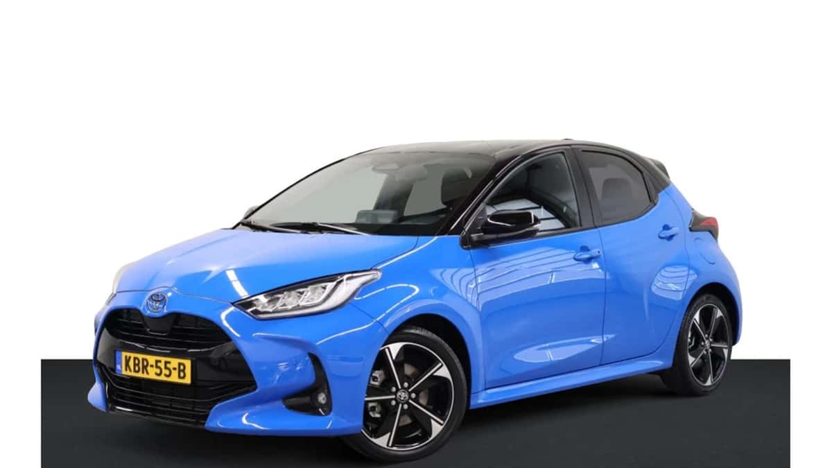 Toyota Yaris (2024) — foto 1