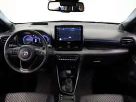 Toyota Yaris (2024) thumbnail 3