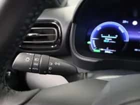 Toyota Yaris (2024) thumbnail 23