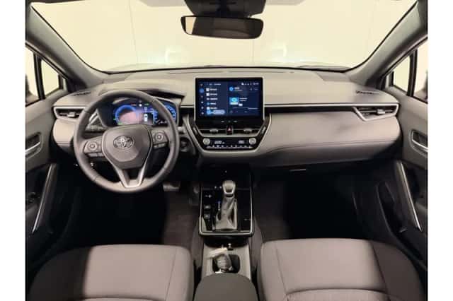 Toyota Corolla (2025) thumbnail 3