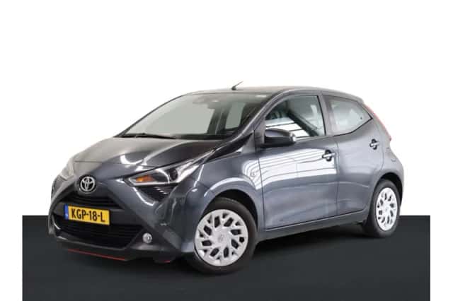 Toyota Aygo (2021) thumbnail 1