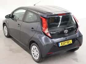 Toyota Aygo (2021) thumbnail 12