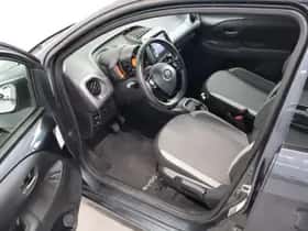 Toyota Aygo (2021) thumbnail 14