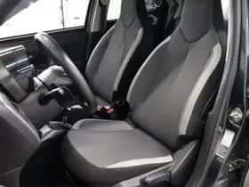 Toyota Aygo (2021) thumbnail 15