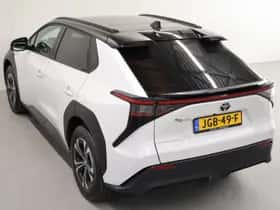 Toyota bZ4X (2025) thumbnail 14