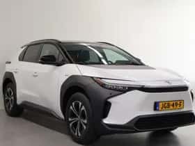Toyota bZ4X (2025) thumbnail 7