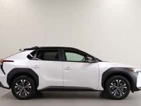 Toyota bZ4X (2025) thumbnail 8
